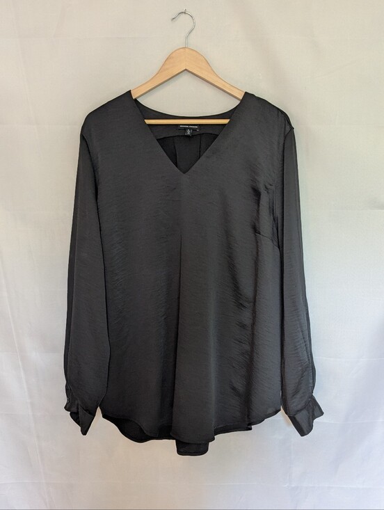 Universal Standard Tops - Universal Standard Satin V-neck Tunic Blouse Black 22 24